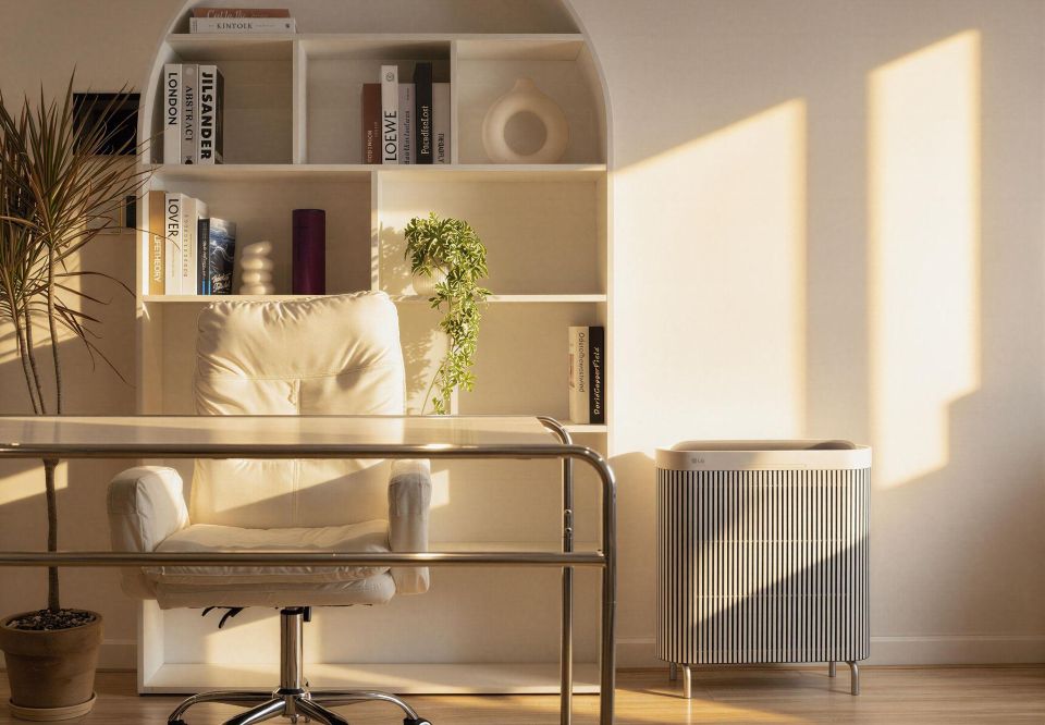 LG ra mắt PuriCare WallFit, máy lọc không khí thiết kế mỏng sát tường