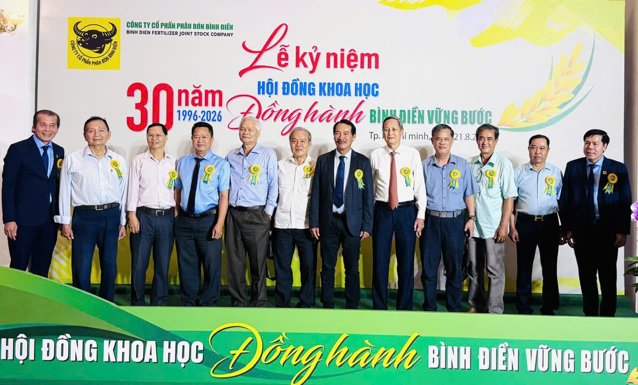 30 năm đưa khoa học vào doanh nghiệp, đồng hành cùng nông dân