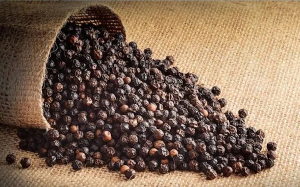 Giá nông sản ngày 3/10/2026: Cà phê đảo chiều giảm nhẹ