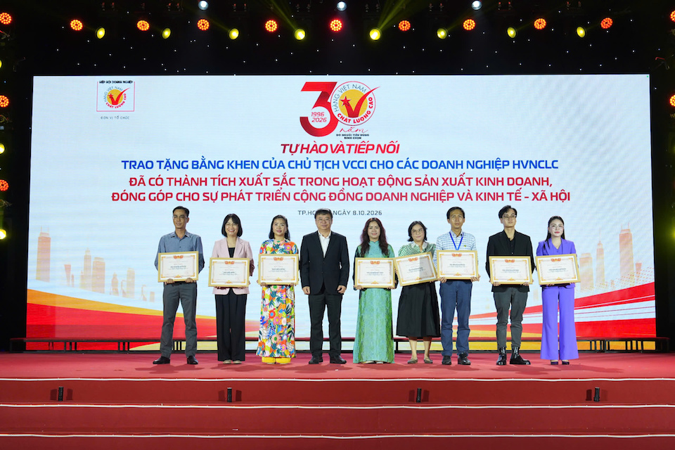 Người dân TP.HCM hào hứng săn “Dấu ấn Hàng Việt”