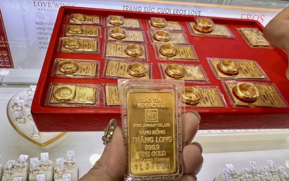 Giá vàng ngày 10/10/2026: Vàng trong nước bật tăng mạnh