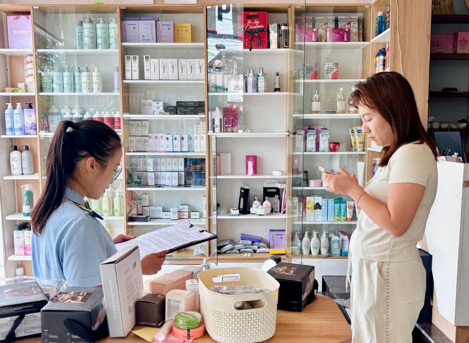 Thái Nguyên: Tăng cường kiểm tra, xử lý vi phạm trong kinh doanh mỹ phẩm