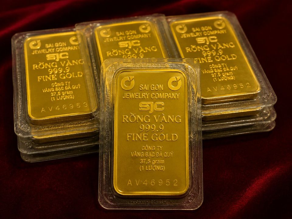 Giá vàng ngày 15/10/2026: Vàng trong nước đồng loạt giảm sâu