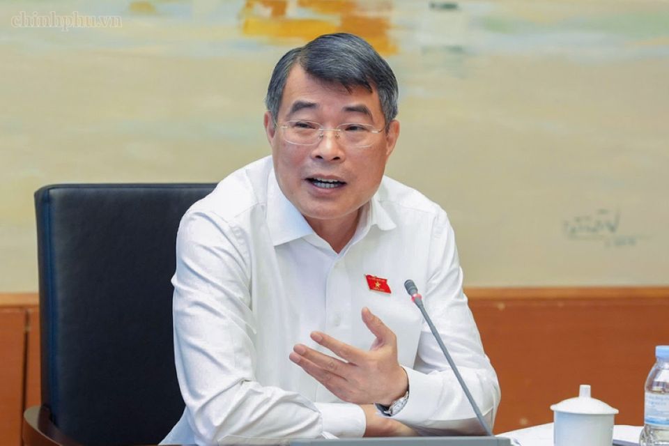 Thủ tướng: Không để tăng giá vô lý với nhà ở cho người thu nhập thấp