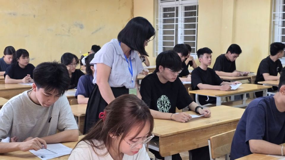 Chống gian lận thi cử: Phòng ngừa từ gốc, nâng cao trách nhiệm của nhà trường