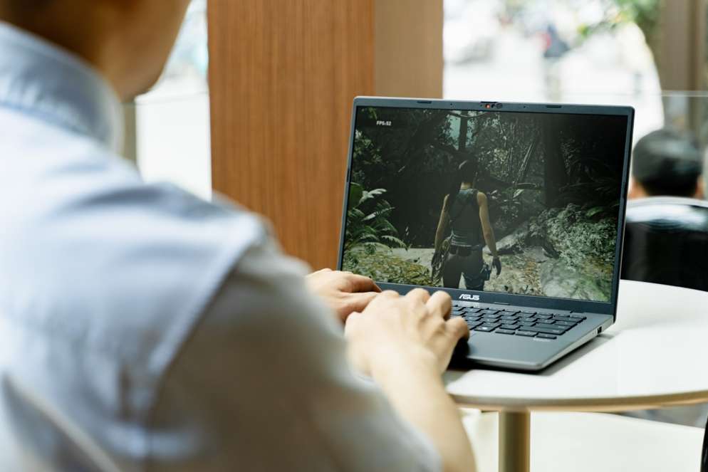 Vivobook S16