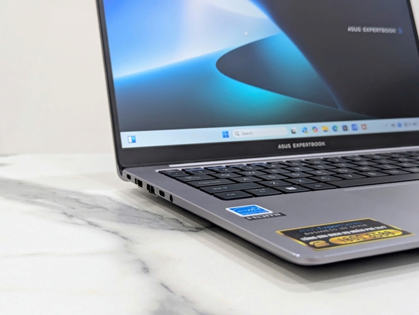 ASUS ra mắt ExpertBook P5 P5405