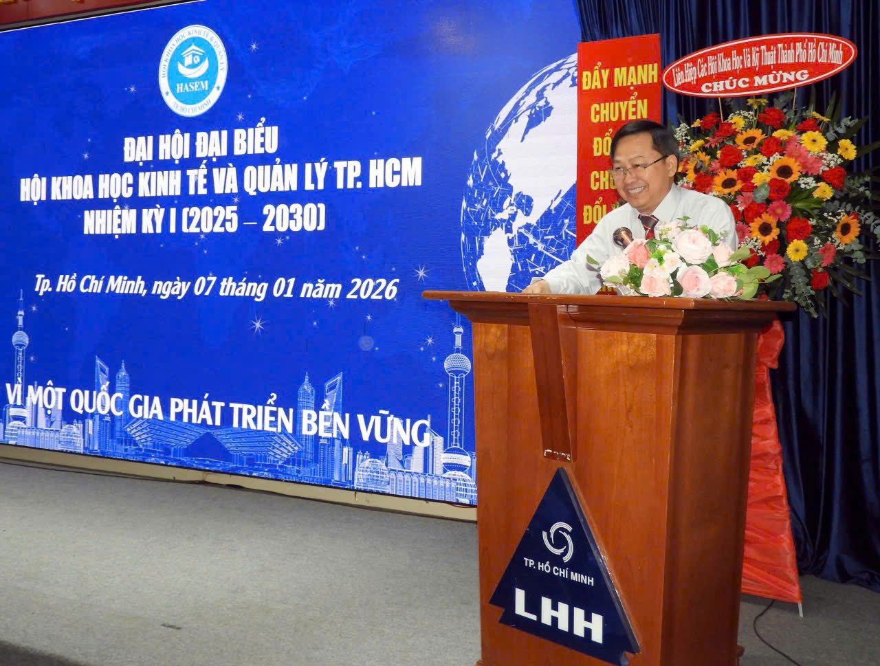 GS.TS Nguyễn Văn Phước – Chủ tịch Liên hiệp Các Hội Khoa học và Kỹ thuật TP Hồ Chí Minh, đã tham dự và gợi mở các hoạt động tới đây của Hội HASEM. 