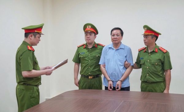 Khởi tố, bắt tạm giam giám đốc, hiệu trưởng, kế toán chiếm đoạt tiền trợ cấp dành cho người yếu thế 